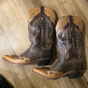Old West Women’s Cowgirl Boots Size 9